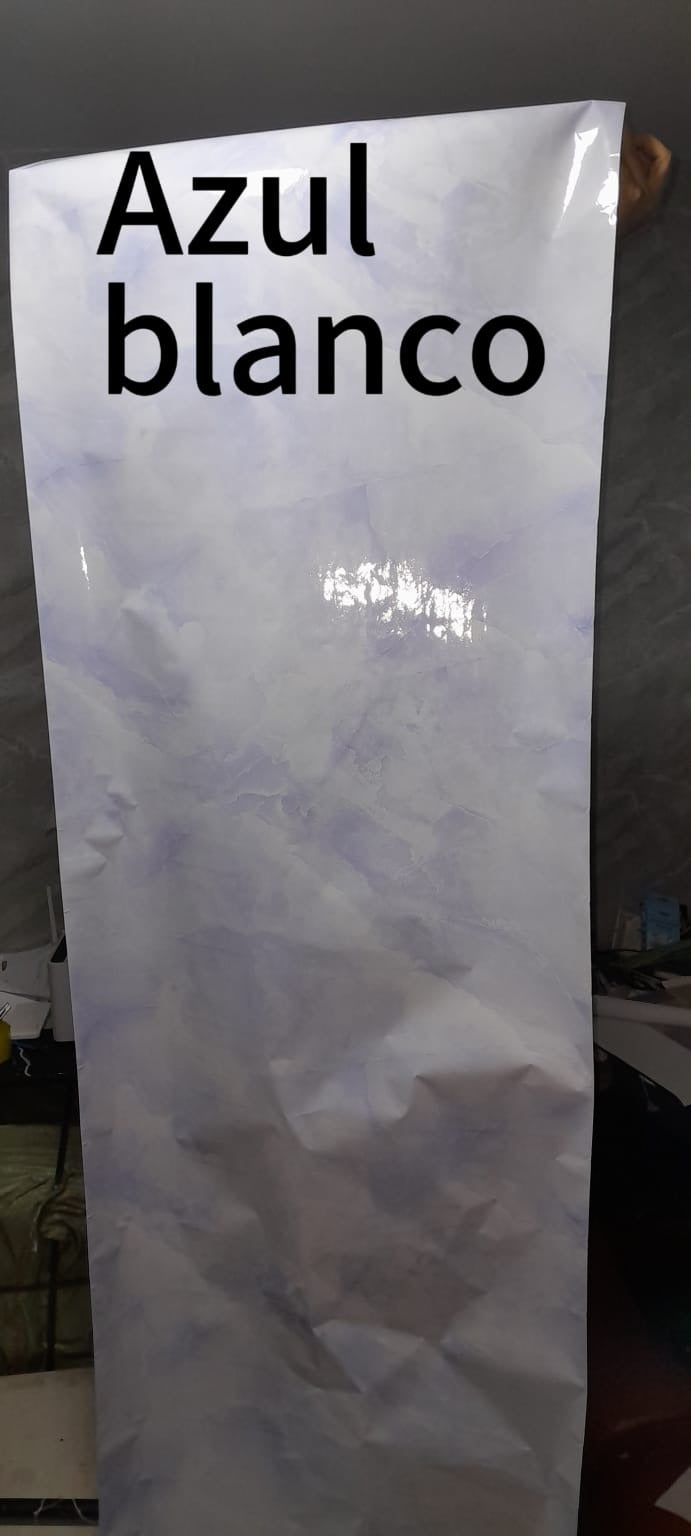 Mármol en minutos: Transforma cualquier espacio con nuestro papel adhesivo premium